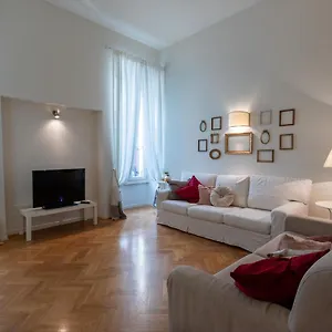 Ad Flat Apartment