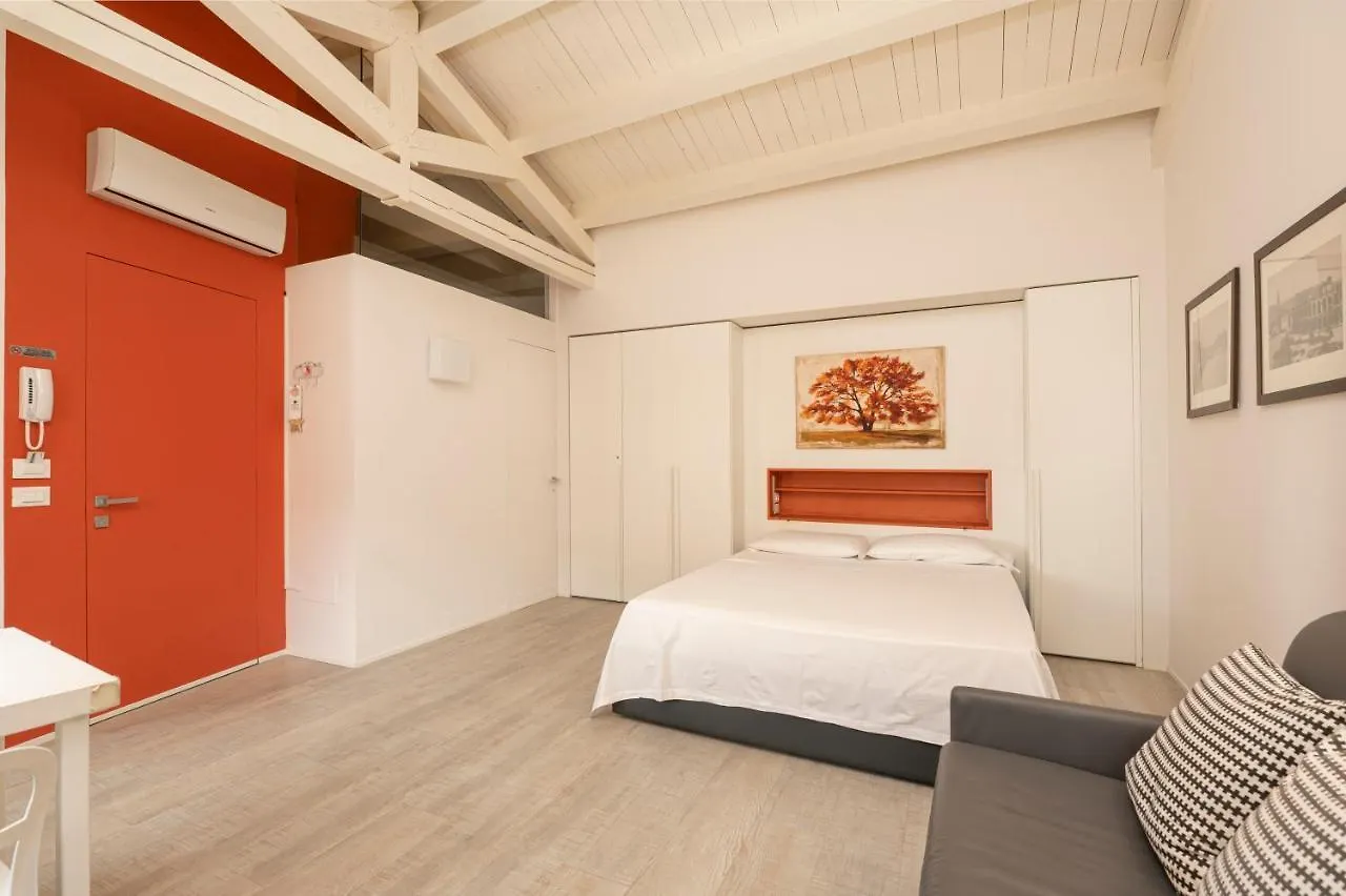 Vicolo Zini Apartments Verona
