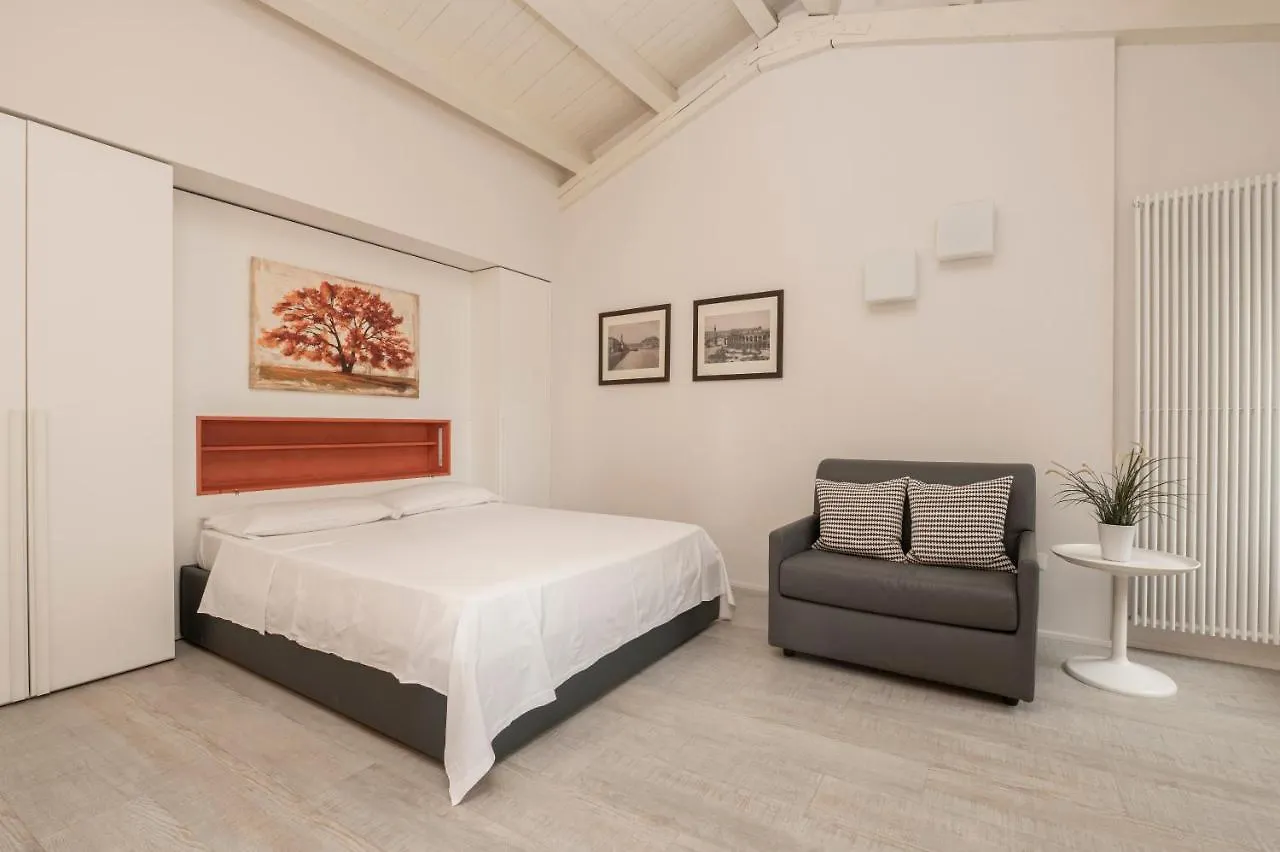 Vicolo Zini Apartments Verona