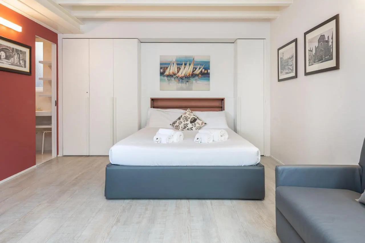 Vicolo Zini Apartments Verona